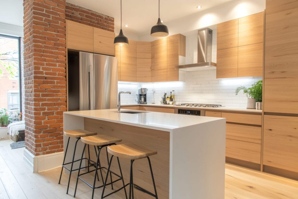 ¿Quieres conocer las ventajas de una cocina abierta en la reforma de tu hogar? En este artículo te las contamos. Reformas en Mallorca.