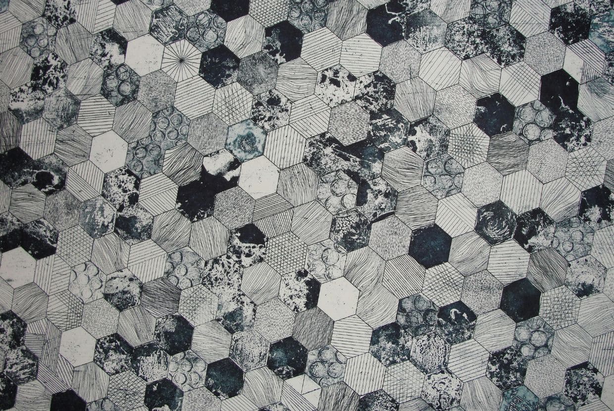 Custom tiles are trending in interiors: create unique, sustainable designs tailored to your style.
