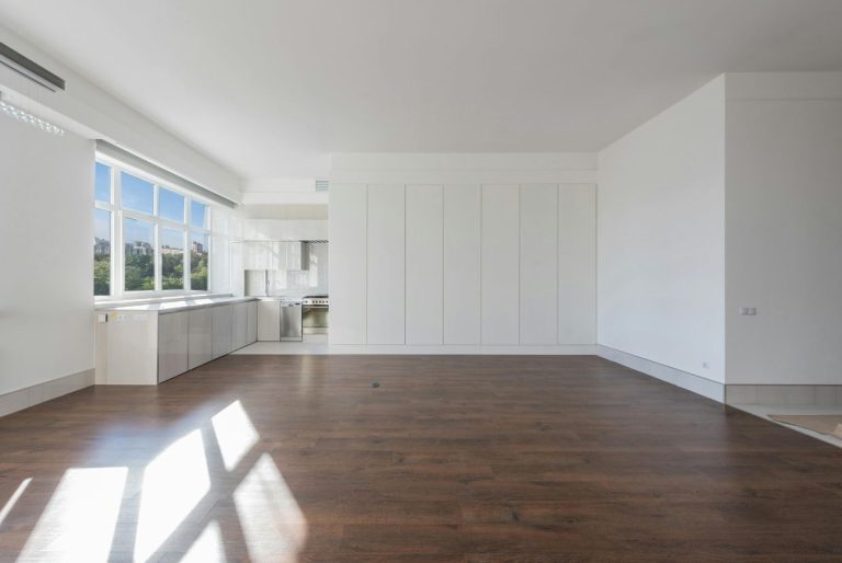 Permits to relocate your kitchen in 2025: essential licenses, regulations, and procedures for your renovation.