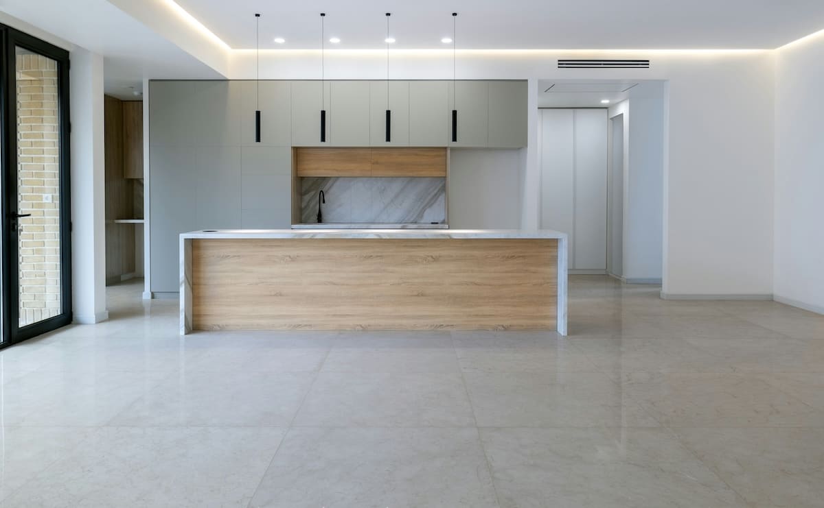 Thinking of renovating an old apartment in Palma? Here are several key things to keep in mind. Renovation specialists in Mallorca.