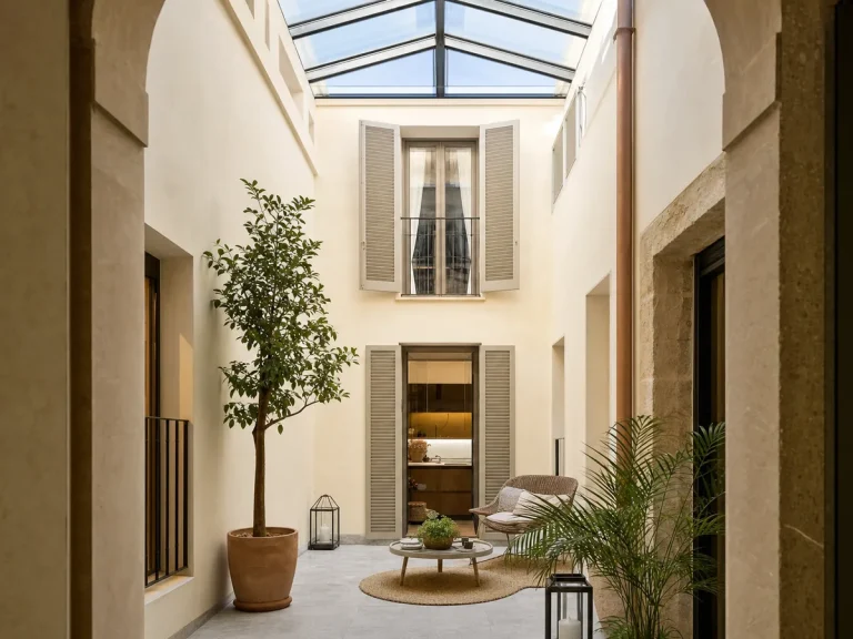 Cubrir un patio de luces — guía de Tecnic Project, Mallorca